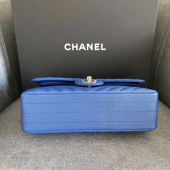 Like New Blue Chevron Small double flap in SHW - Picture 15 of 16